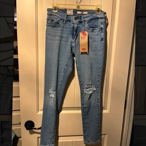 NEW Levi’s 711 Skinny Jeans